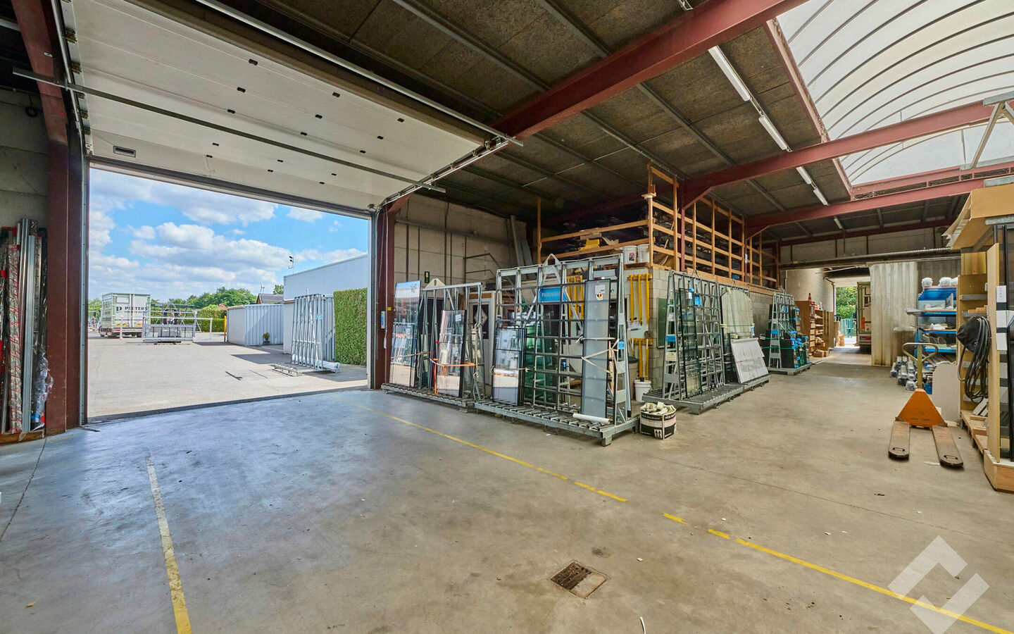 Gebouw voor gemengd gebruik te koop in Dessel