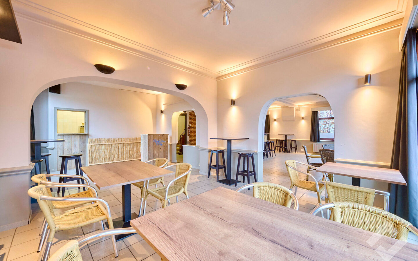 Gebouw voor gemengd gebruik te koop in Lommel