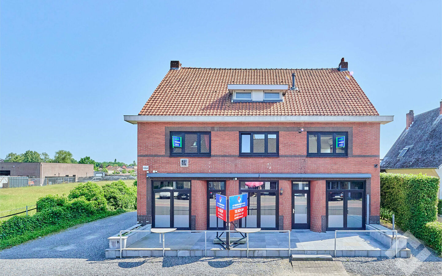 Gebouw voor gemengd gebruik te koop in Lommel