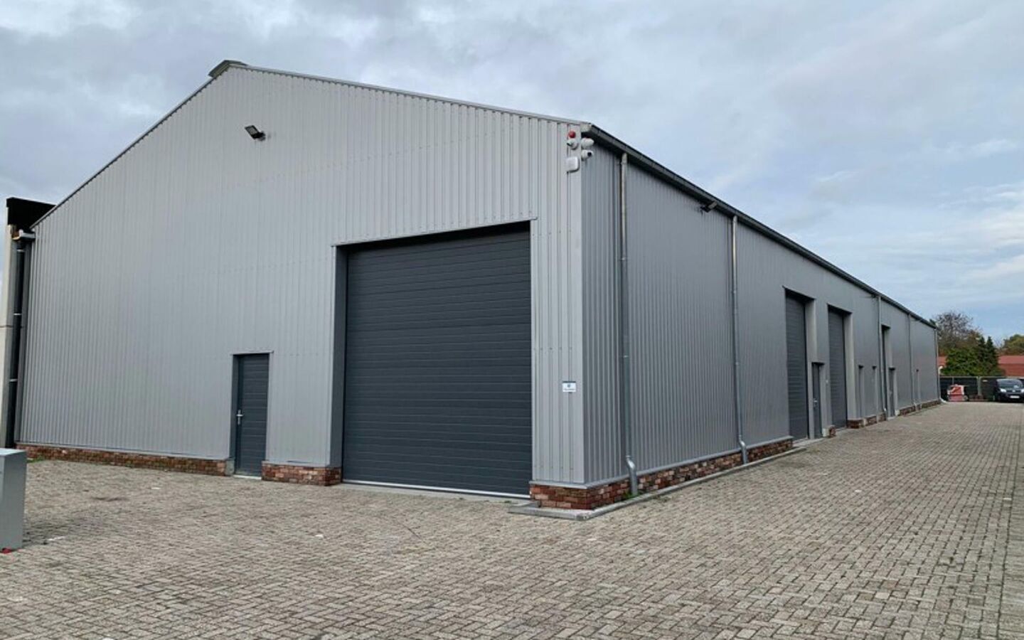 3746003274000003205/3356965