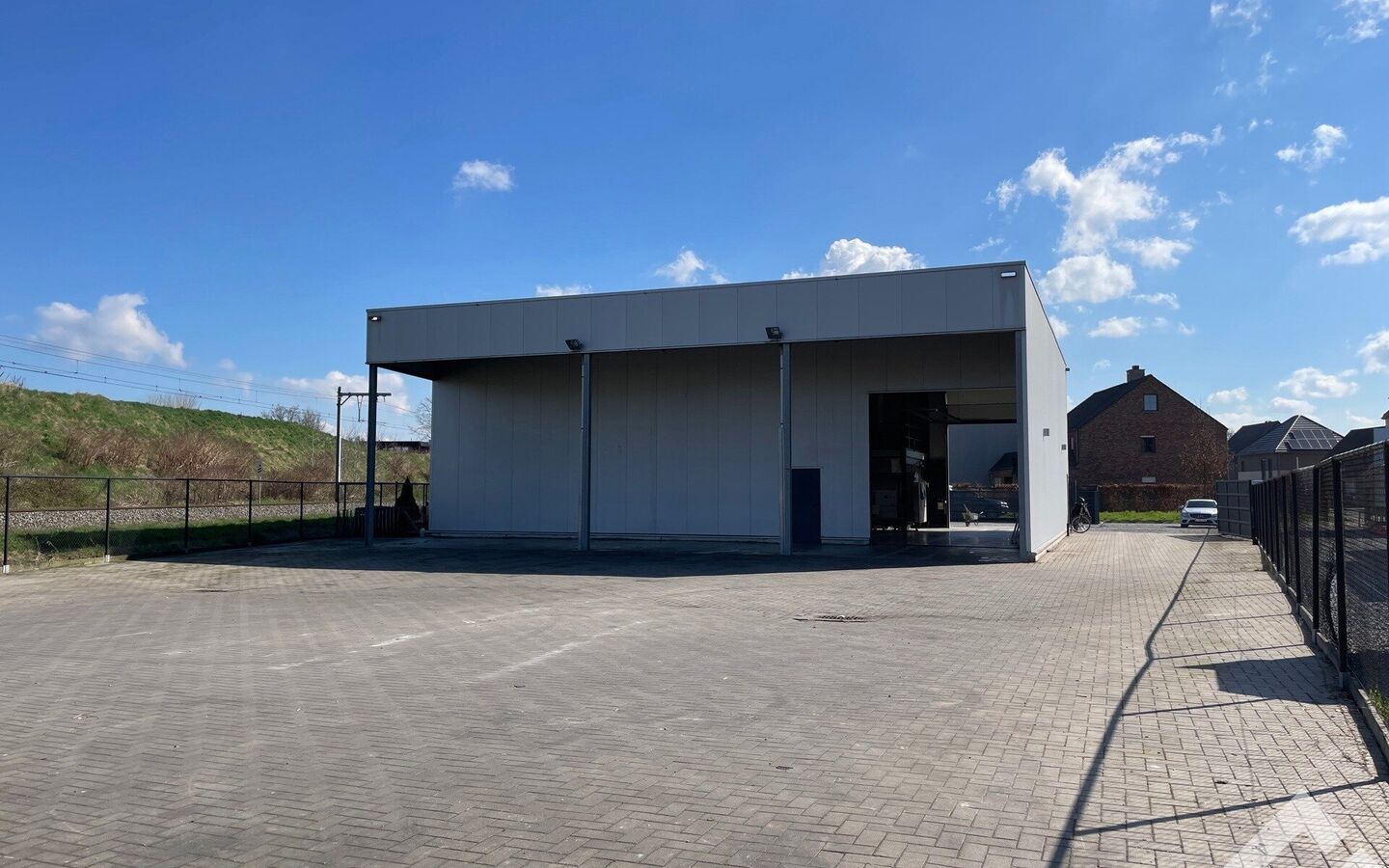 Industrieel gebouw te huur in Hamont-Achel