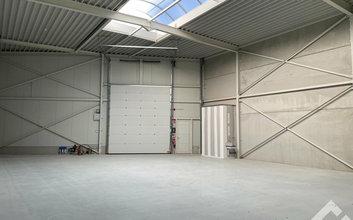 Industrieel gebouw te huur in Laakdal