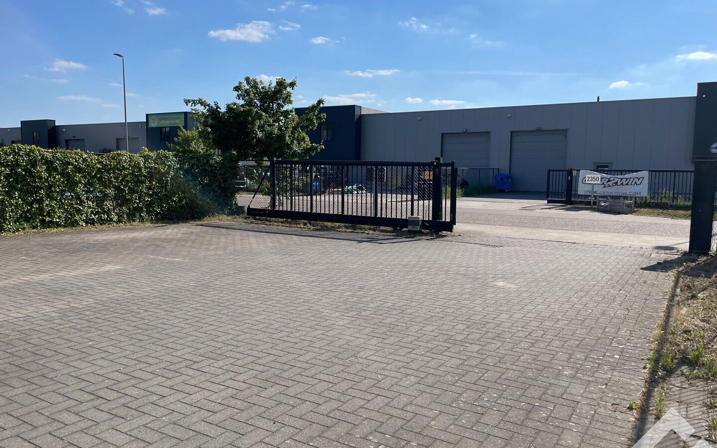 Industrieel gebouw te huur in Lommel