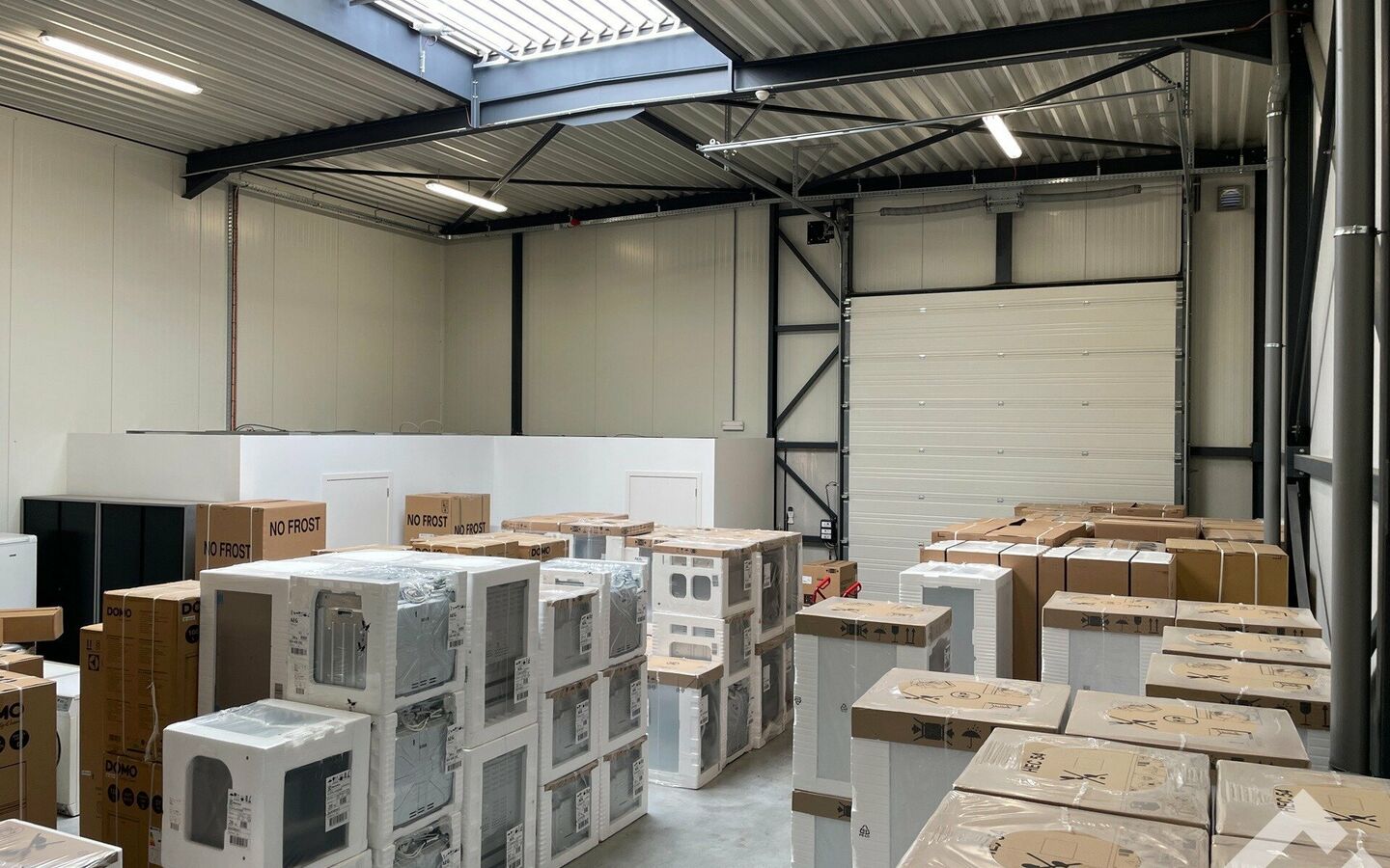 Industrieel gebouw te huur in Lommel