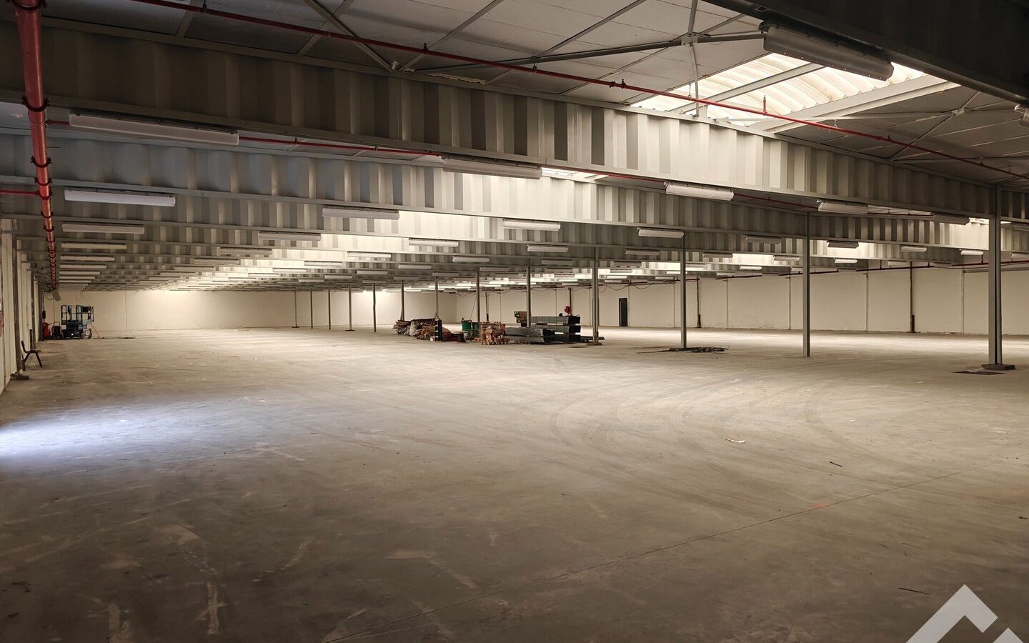 Industrieel gebouw te huur in Mol