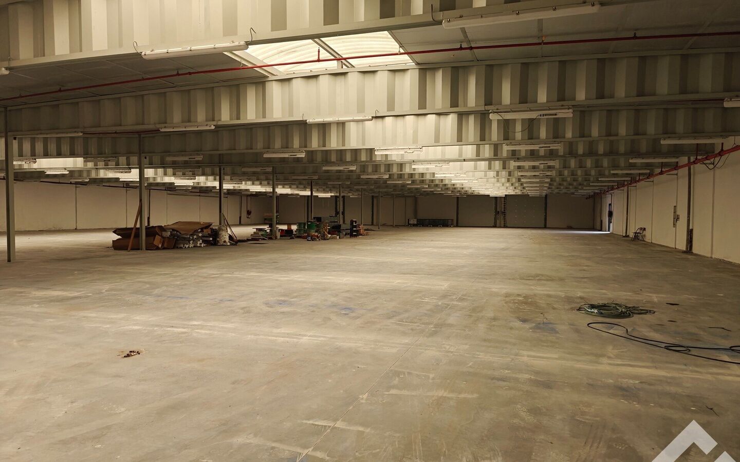 Industrieel gebouw te huur in Mol