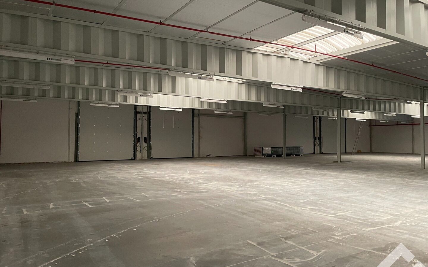 Industrieel gebouw te huur in Mol