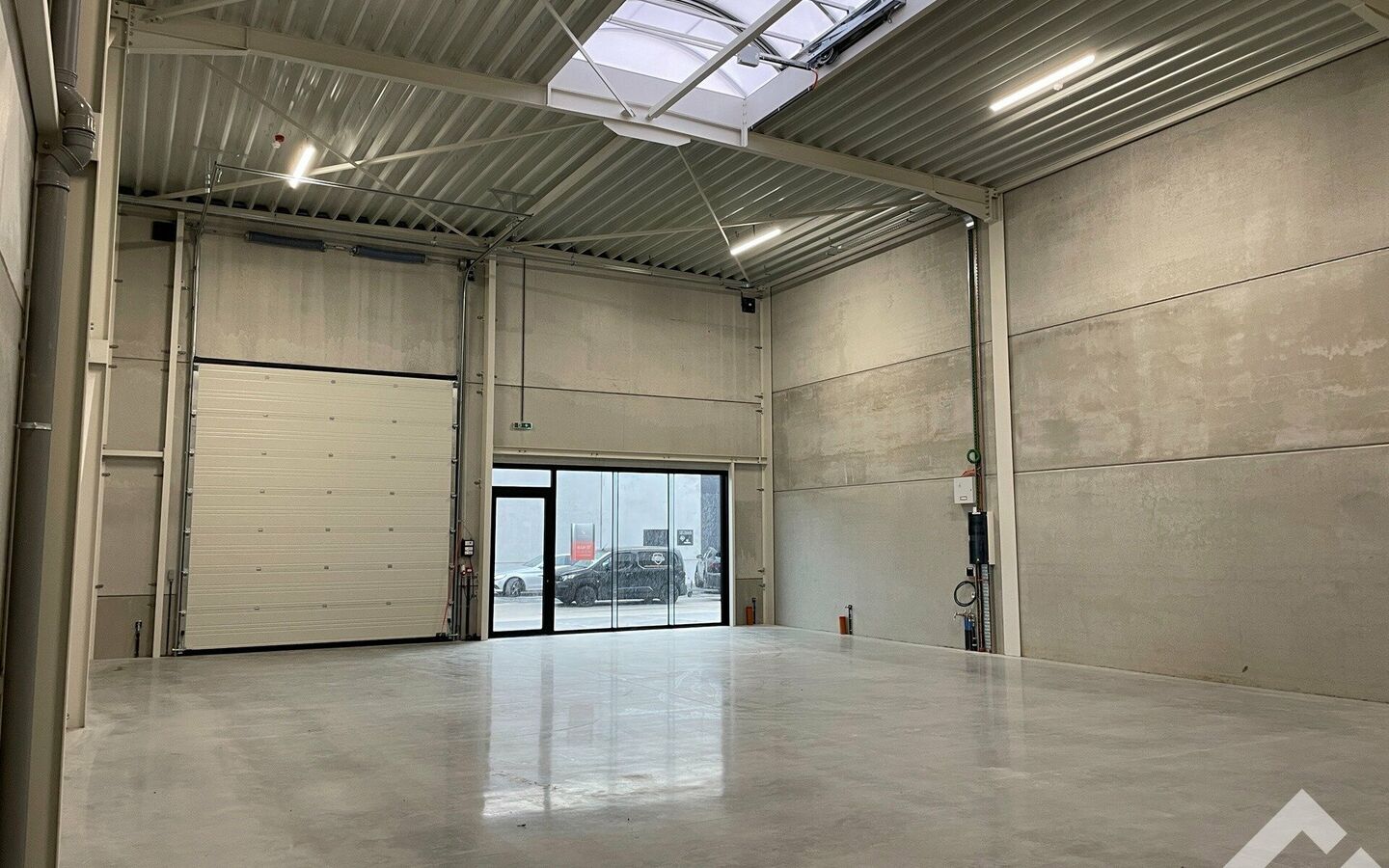 Industrieel gebouw te huur in Overpelt