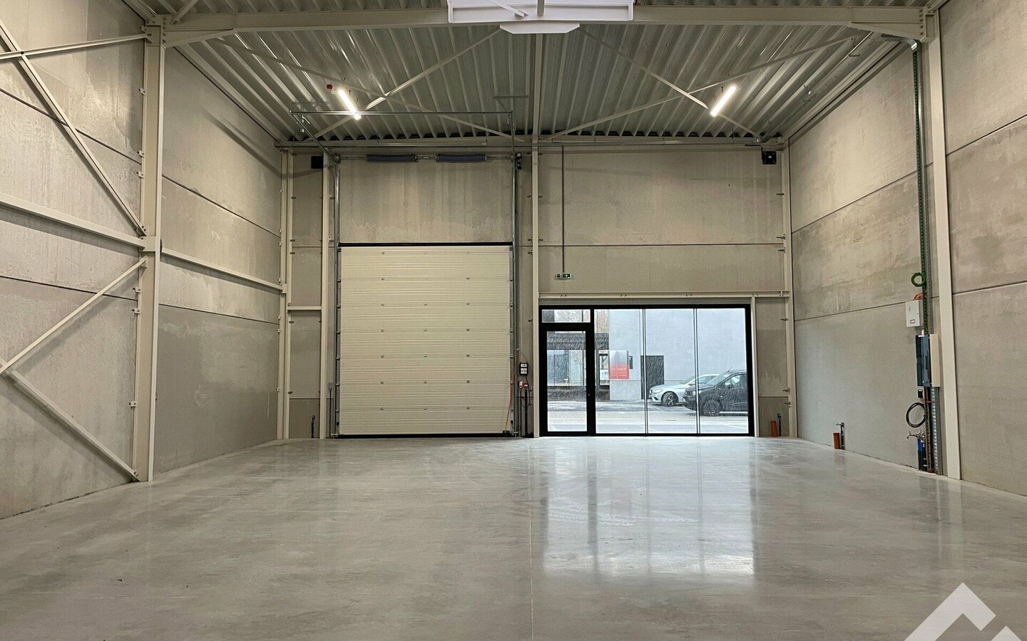 Industrieel gebouw te huur in Overpelt