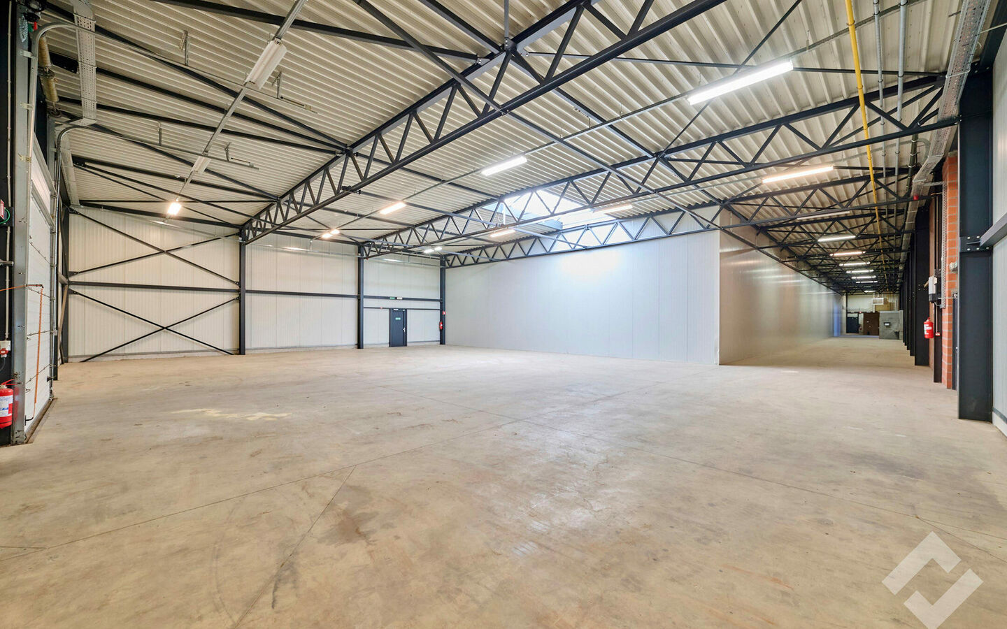 Industrieel gebouw te koop in Hamont-Achel