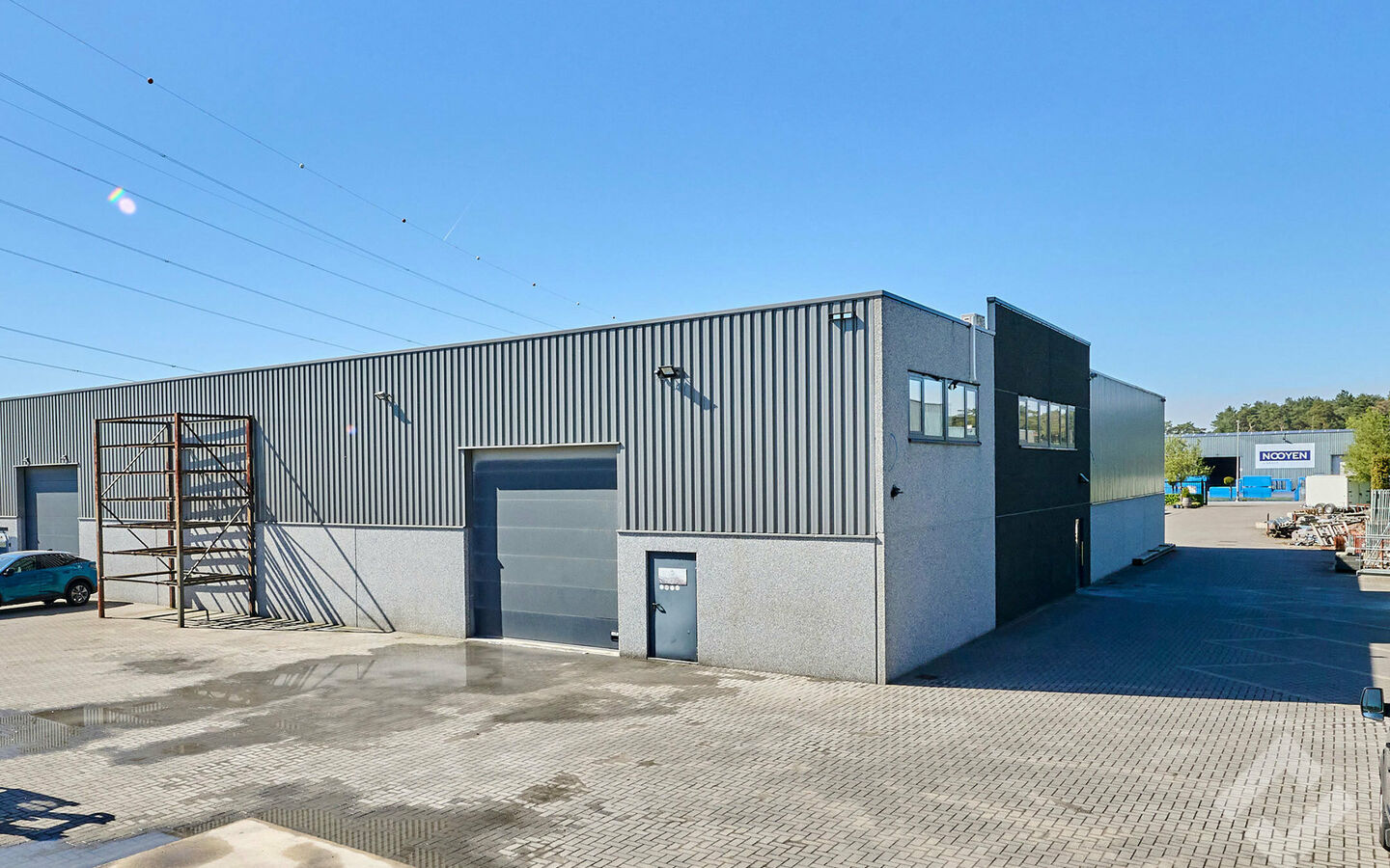 Industrieel gebouw te koop in Hechtel-Eksel