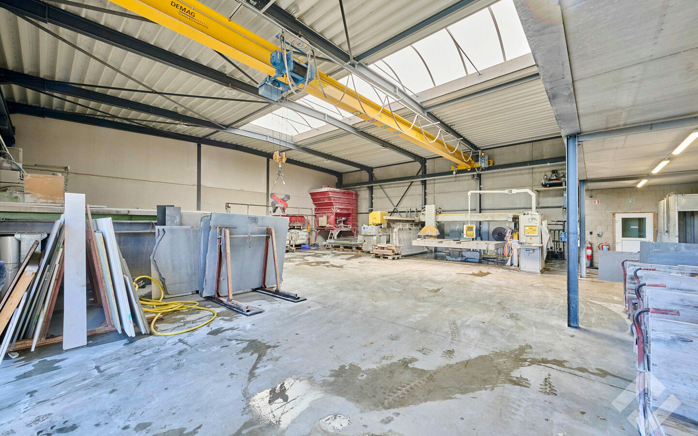 Industrieel gebouw te koop in Hechtel-Eksel
