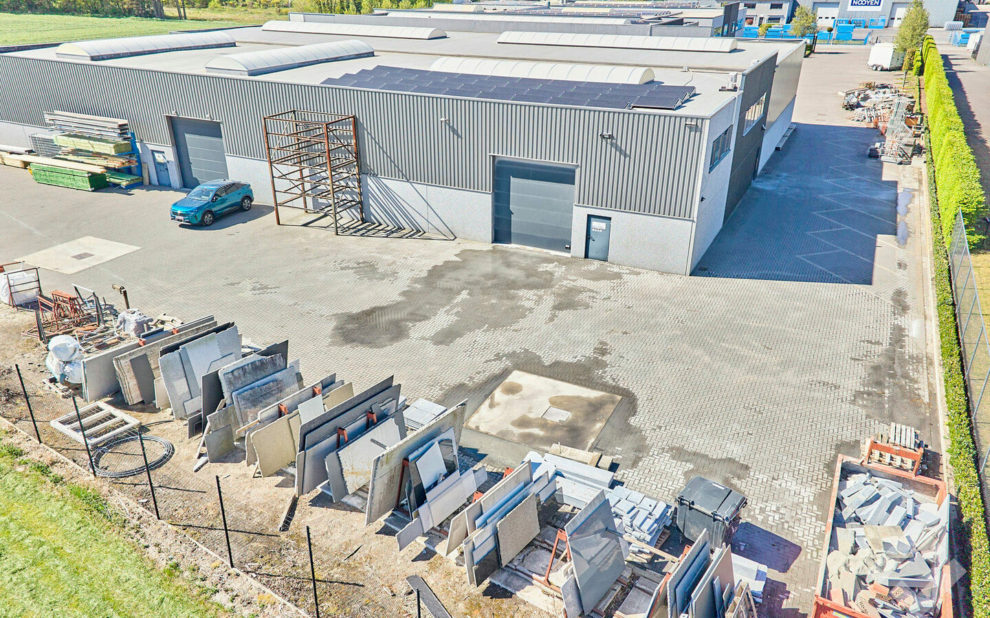 Industrieel gebouw te koop in Hechtel-Eksel