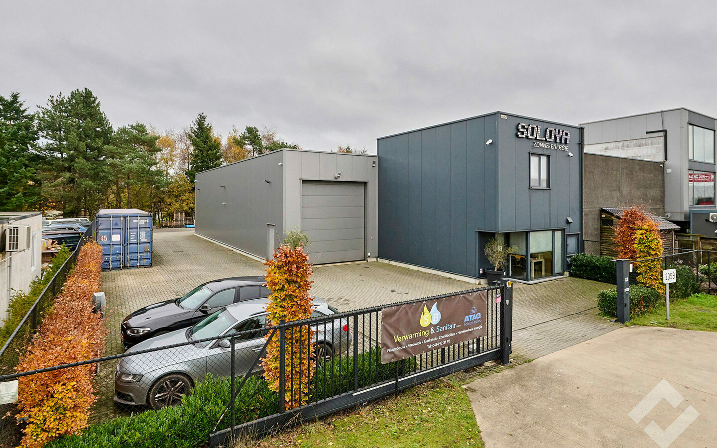 Industrieel gebouw te koop in Lommel