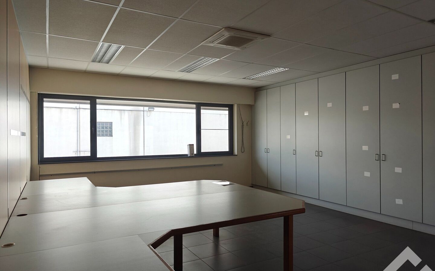 Kantoor te huur in Balen