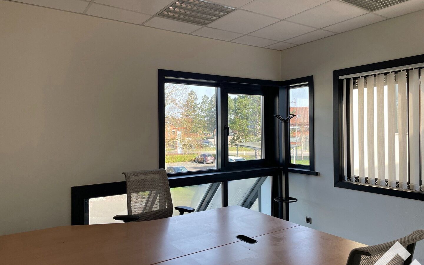 Kantoor te huur in Balen