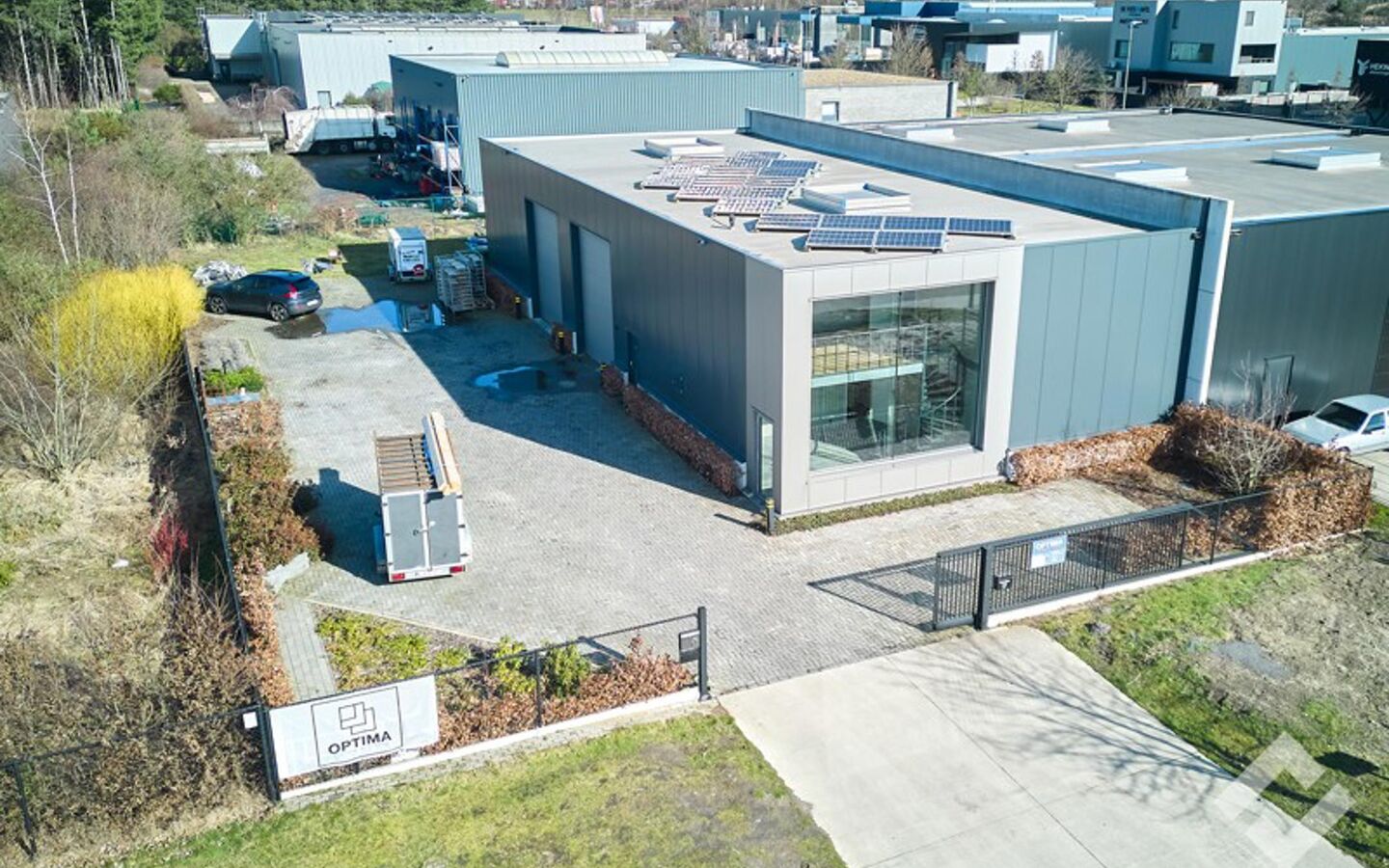 3746003274000003840/3438257