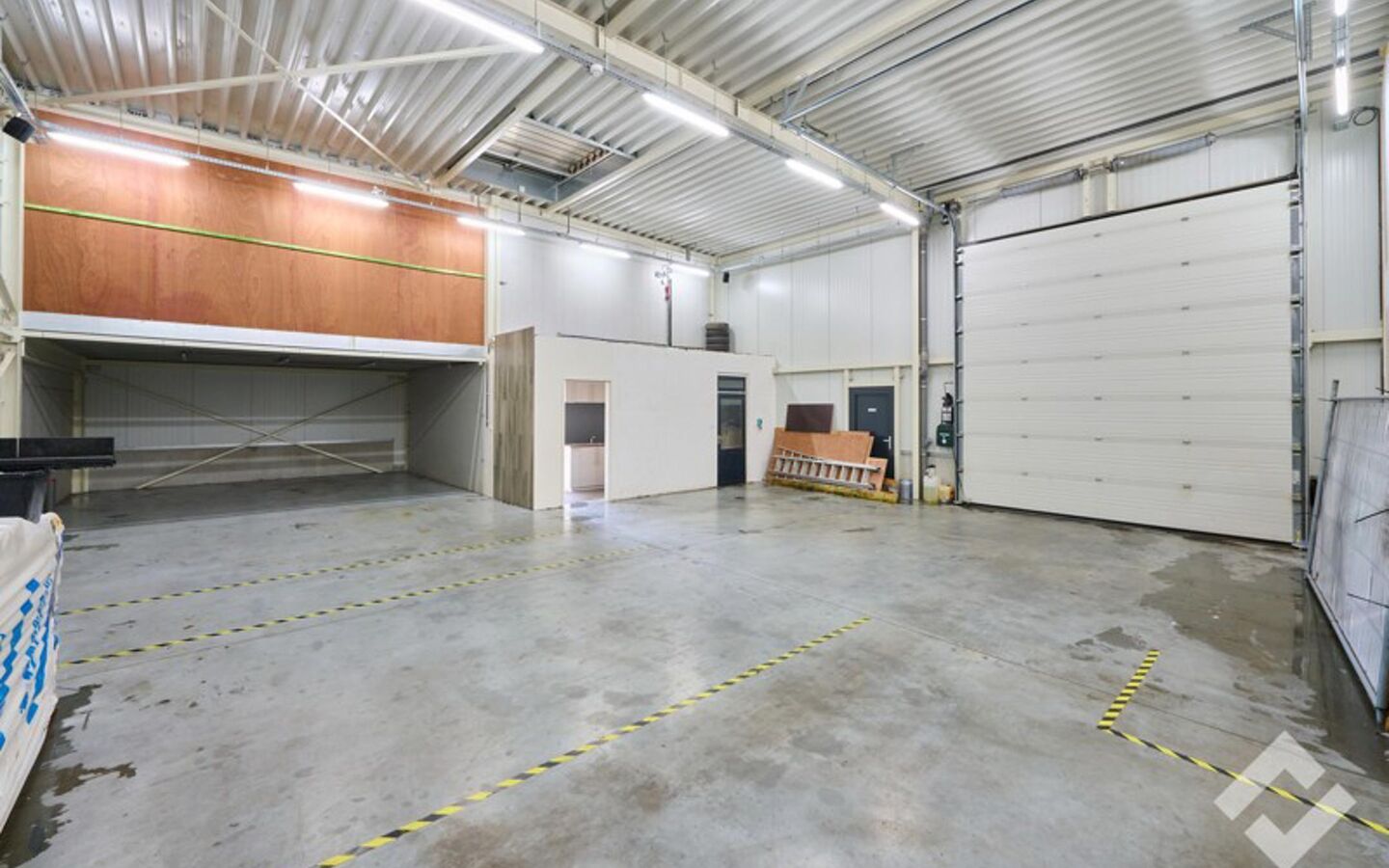 3746003274000003847/3438257