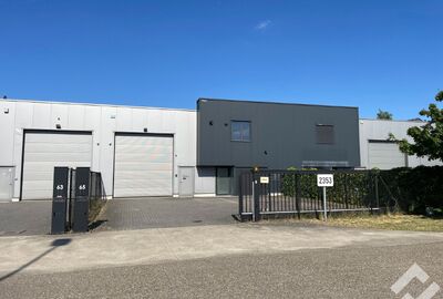 Industrieel gebouw te huur in Lommel