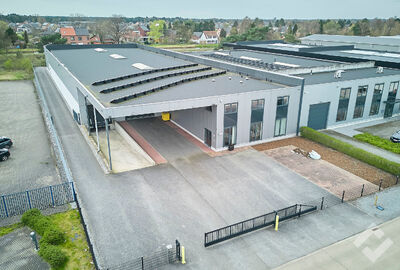 Industrieel gebouw te koop in Balen